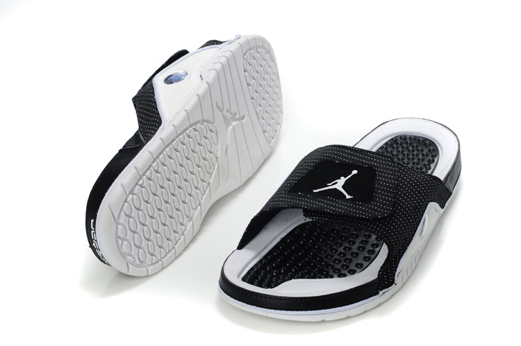 Air Jordan 13 Slipper Black White - Click Image to Close