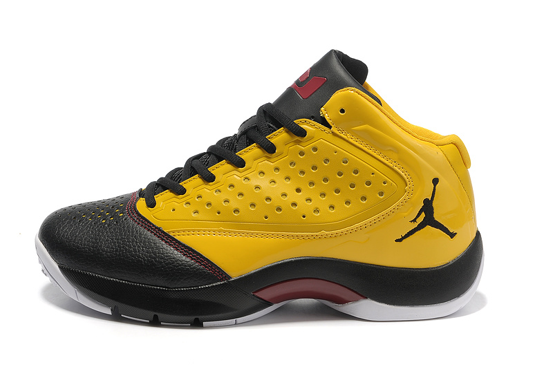 Classic Jordan Wade 2 Black Yellow White Shoes