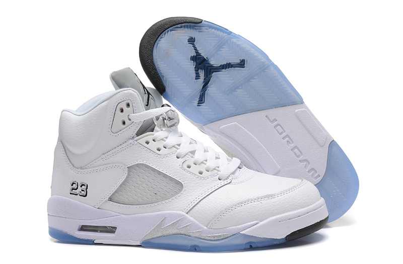 white low cut jordans