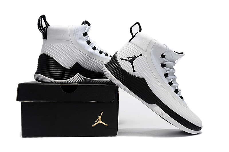 New Jordan Bulter II White Black Shoes