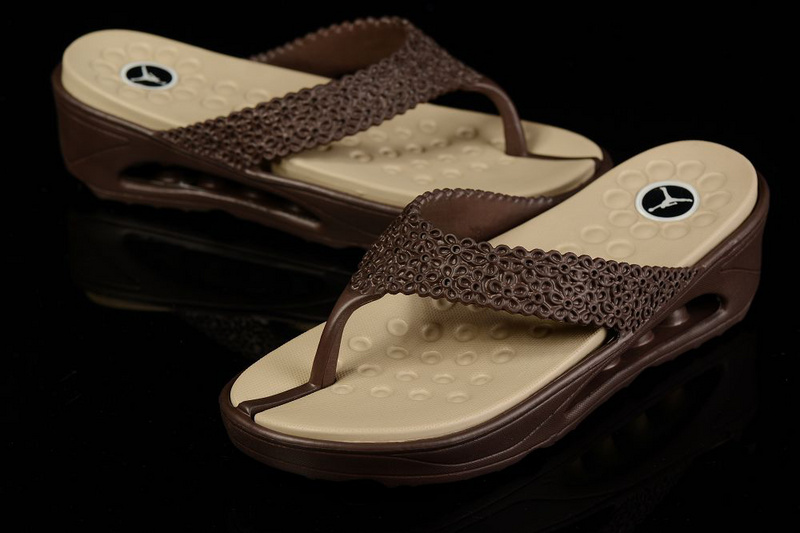 Summer Jordan Slipper Gold For Women