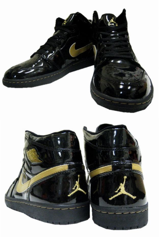 Jordan 1 Retro Black Metallic Gold Shoes