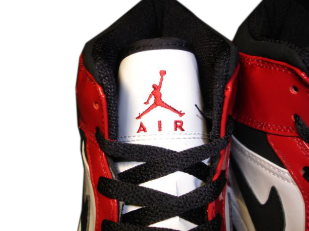 Jordan 1 Retro White Black Red Shoes