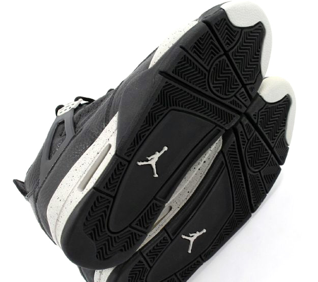 Jordan 4 Retro 1999 black black cool grey shoes